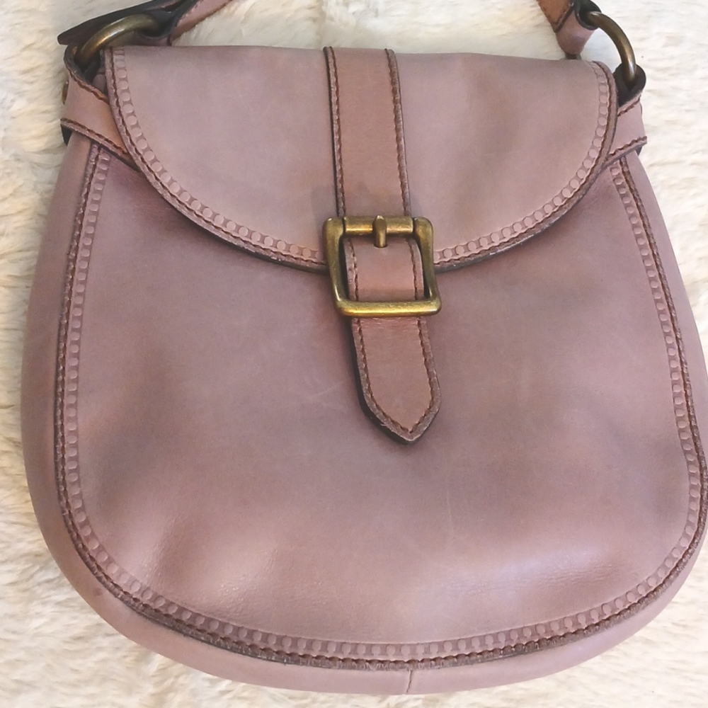 Crossbody Fossil Bag!